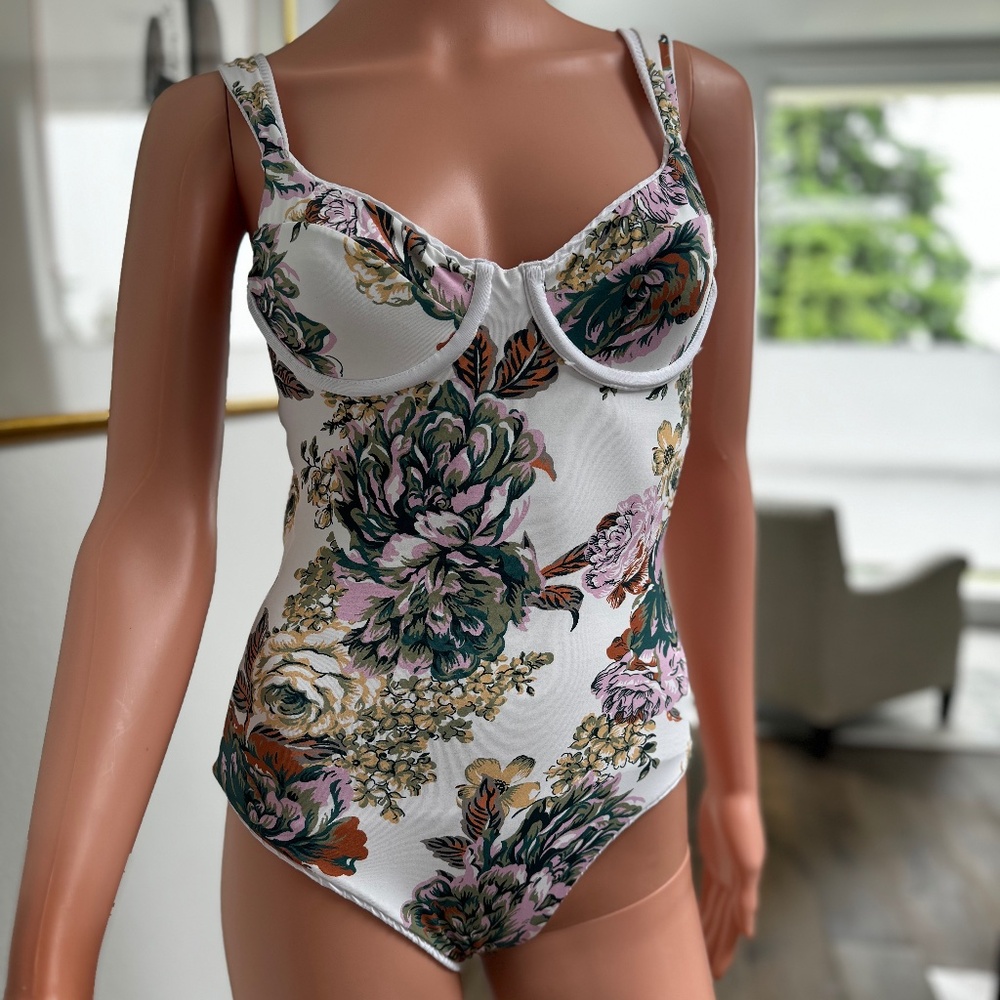 White Maaji Swimsuit Size Small Floral